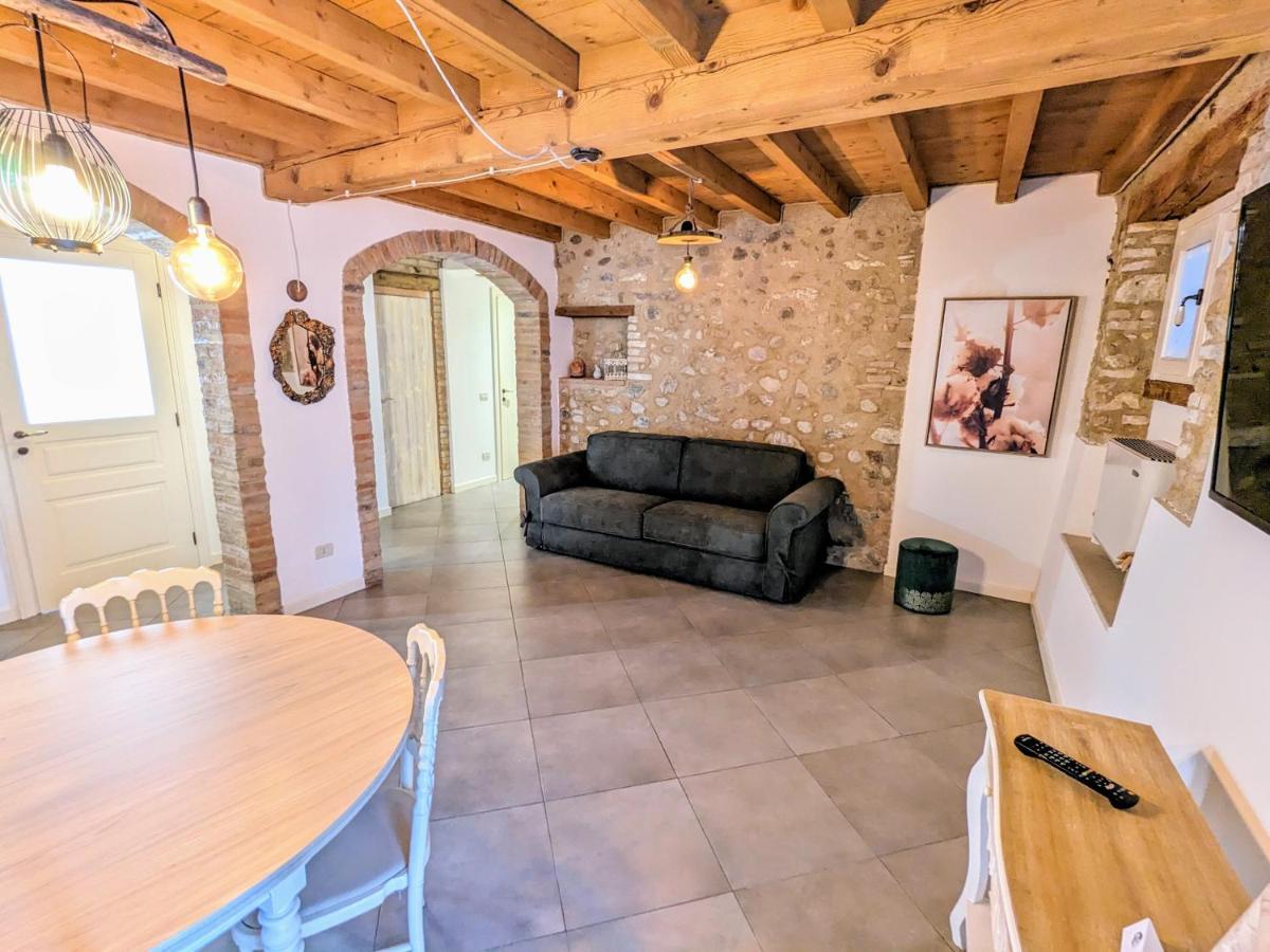 Casal Del Pigno Bed & Breakfast Peschiera del Garda Eksteriør bilde